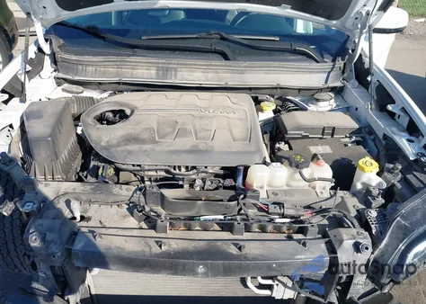 2020 Jeep Cherokee North Edition 4X4 z USA, uszkodzony, nr VIN 1C4PJMCX0LD607816